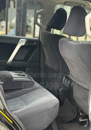 Toyota Land Cruiser Prado 2.8 2021 Black
