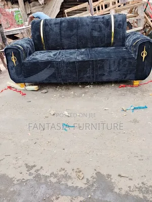 3-Seater Black Sofa (Payment on Delivery)