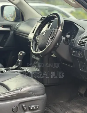 Toyota Land Cruiser Prado 2.7 2019 Matt Black