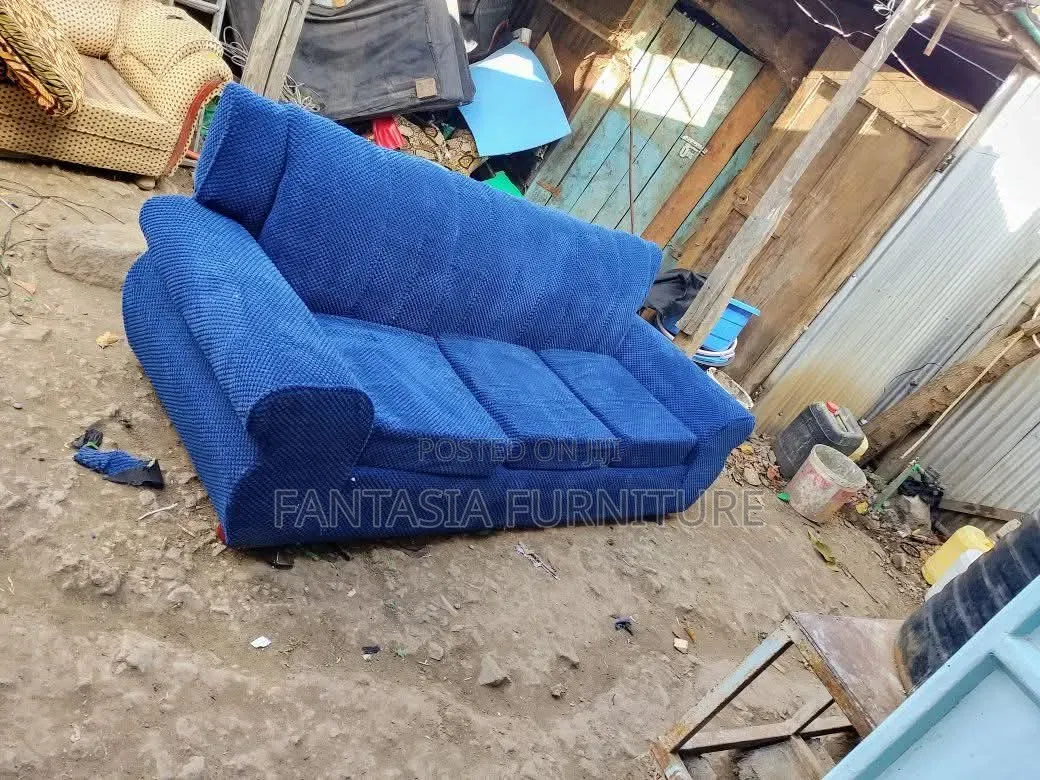 3 Seater Blue Cushioned Sofa