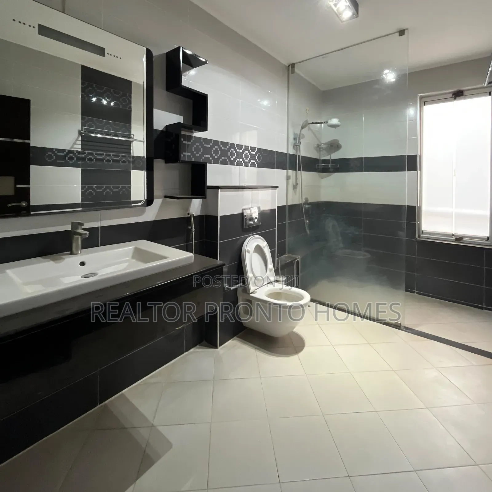 3bdrm Apartment in Lavington, Riverside Drive for rent