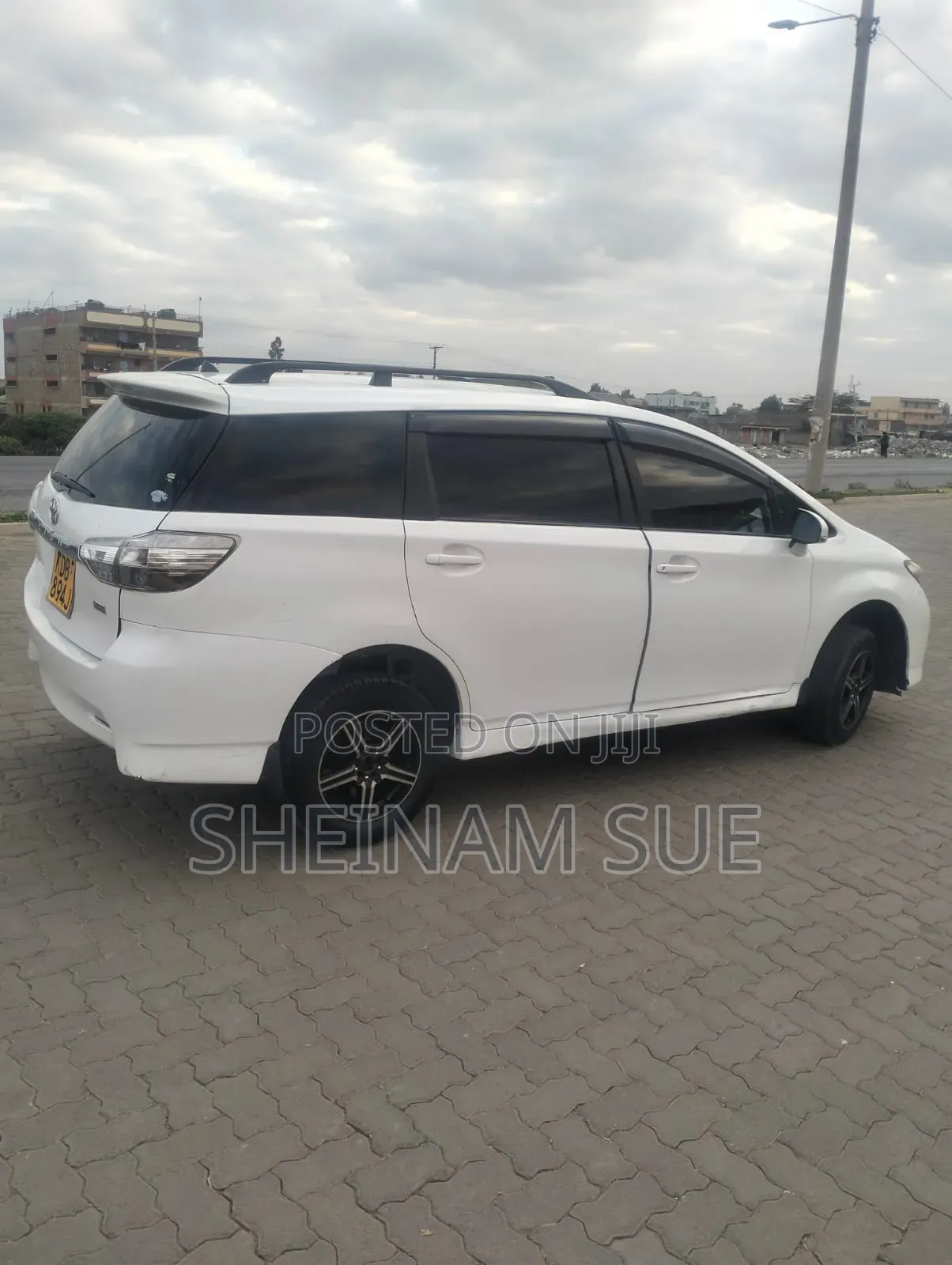 Toyota Wish 2013 White
