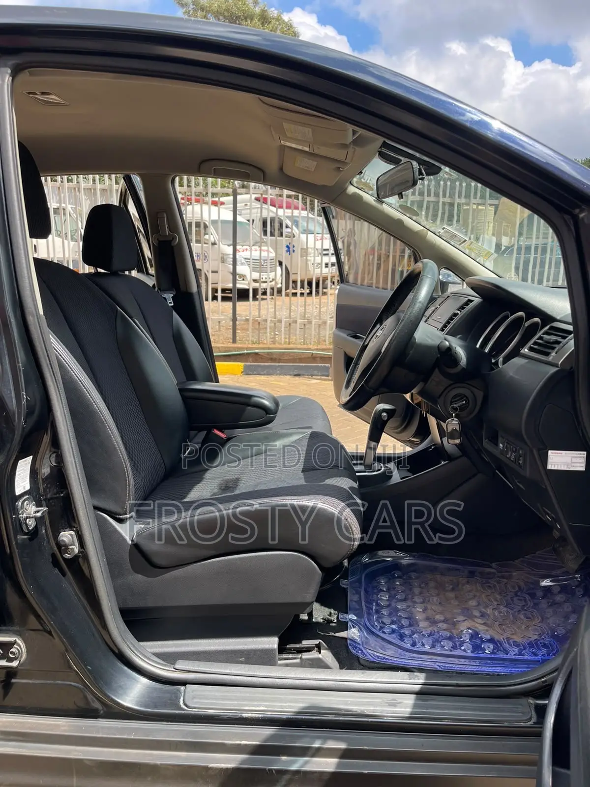 Nissan Tiida 2012 Black
