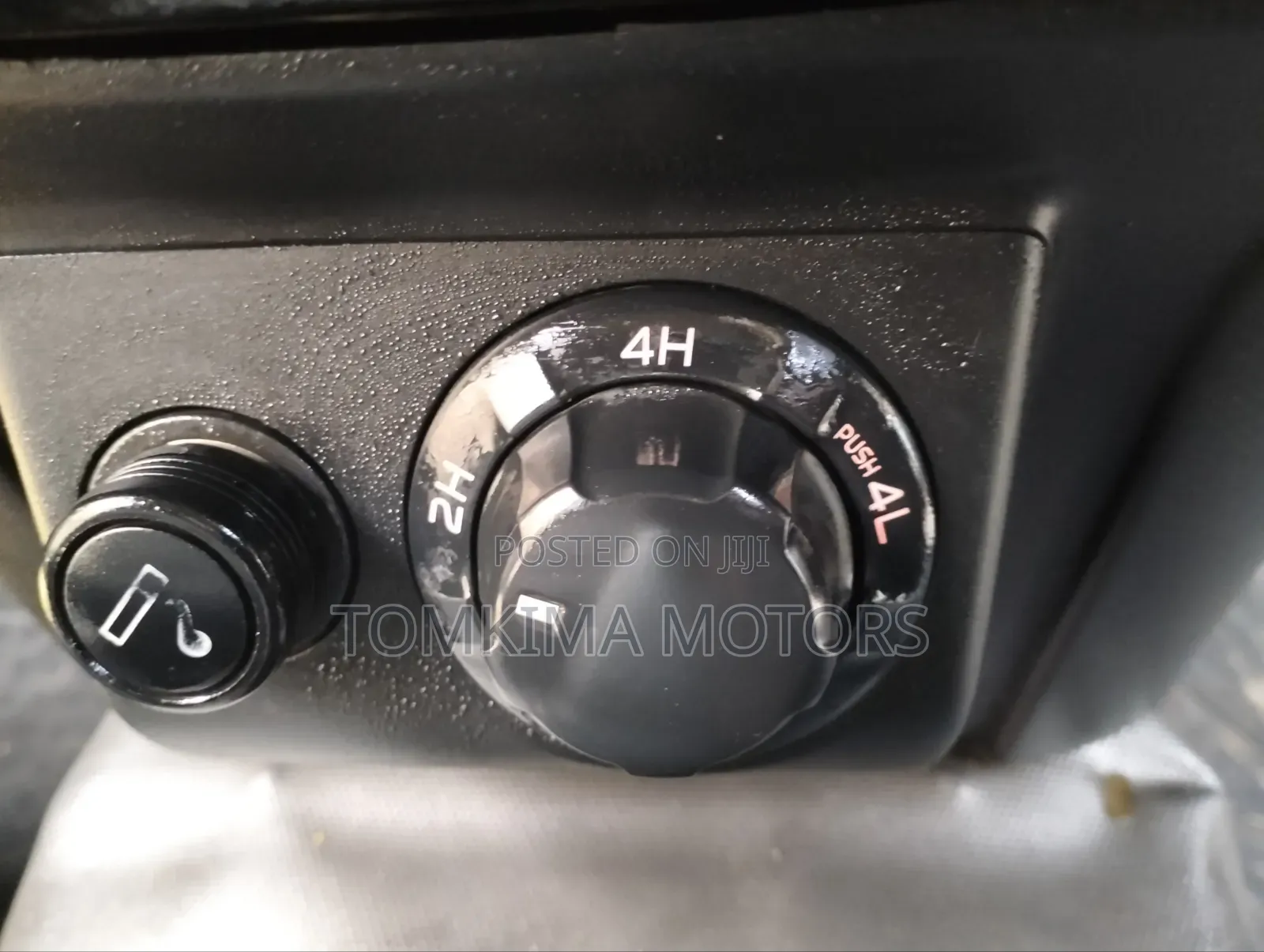 Isuzu D-MAX 2025 Gray