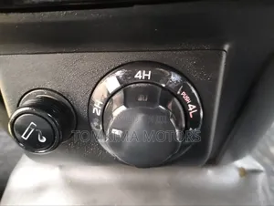 Isuzu D-MAX 2025 Gray