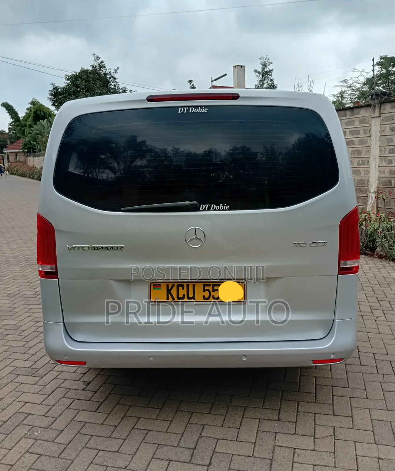 Mercedes-Benz Vito 2017 Silver