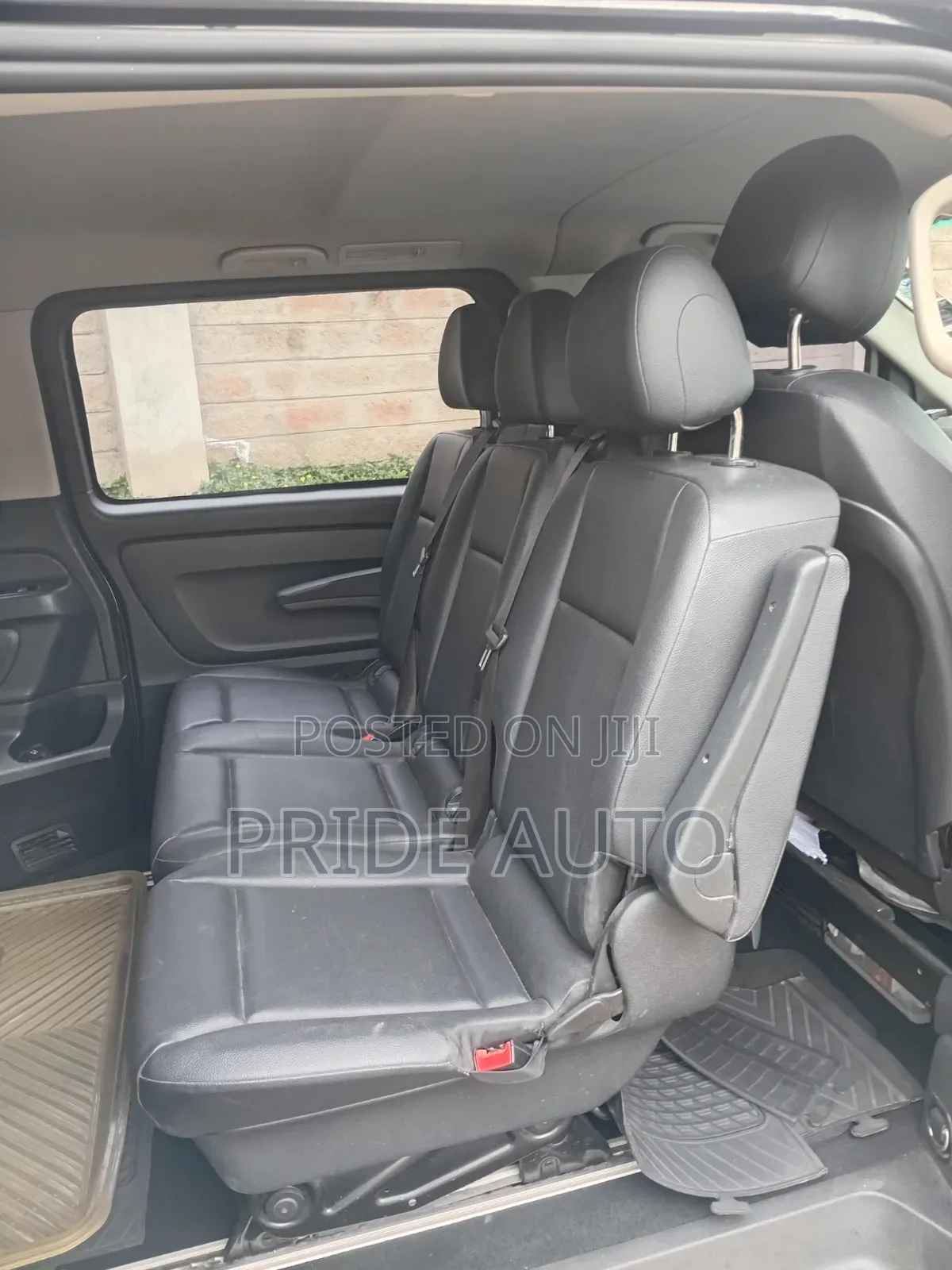 Mercedes-Benz Vito 2017 Silver