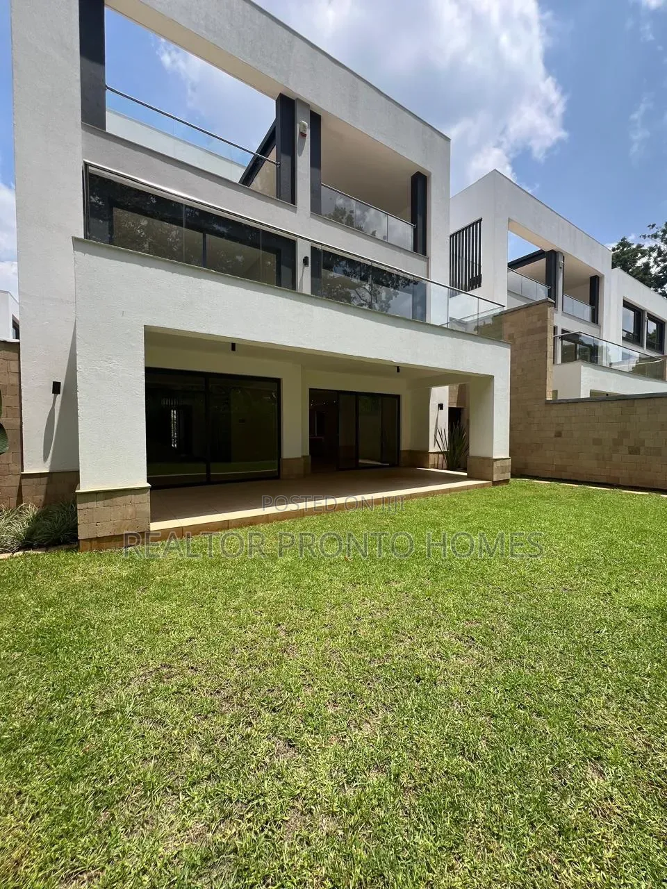 5bdrm Villa in Westlands, Spring Valley for sale