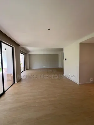 5bdrm Villa in Westlands, Spring Valley for sale