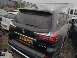 Lexus LX 2018 Black