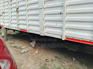 FH Mistubishi Repairable Lorry