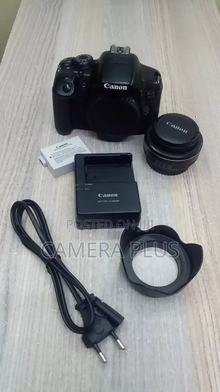 Canon Photo Video Camera With STM Prime 40mm F2.8