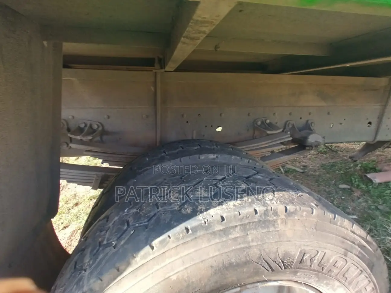 Isuzu FRR Truck