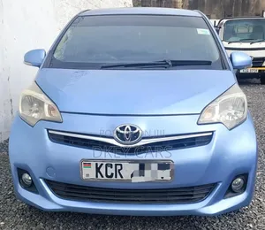 Toyota Ractis 2013 Silver