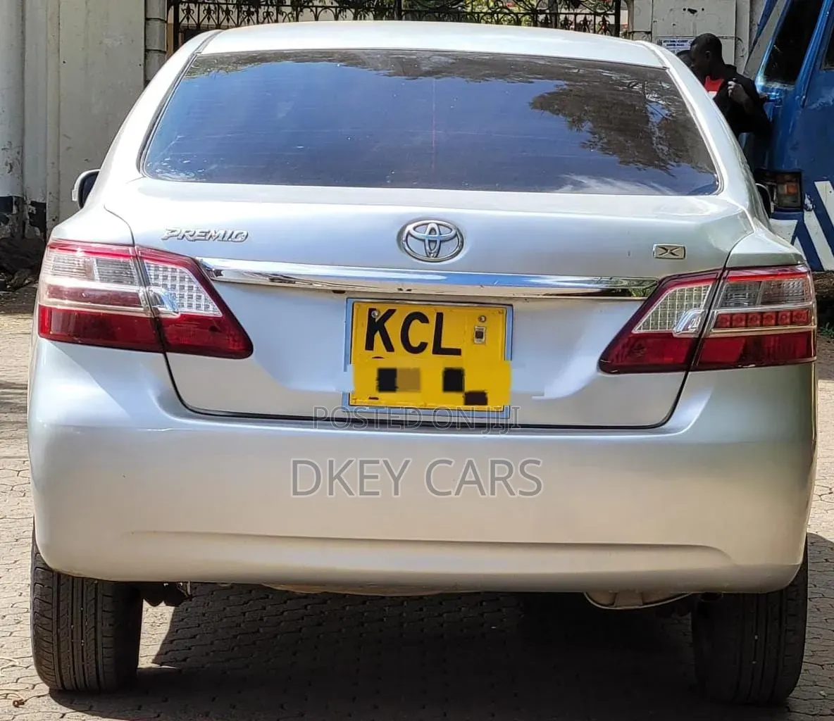 Toyota Premio 2010 Silver