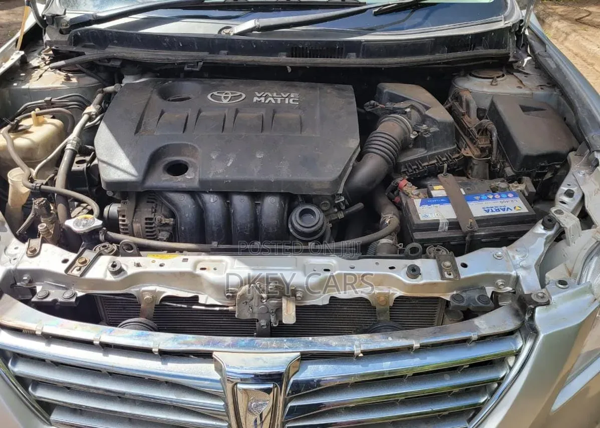 Toyota Premio 2010 Silver