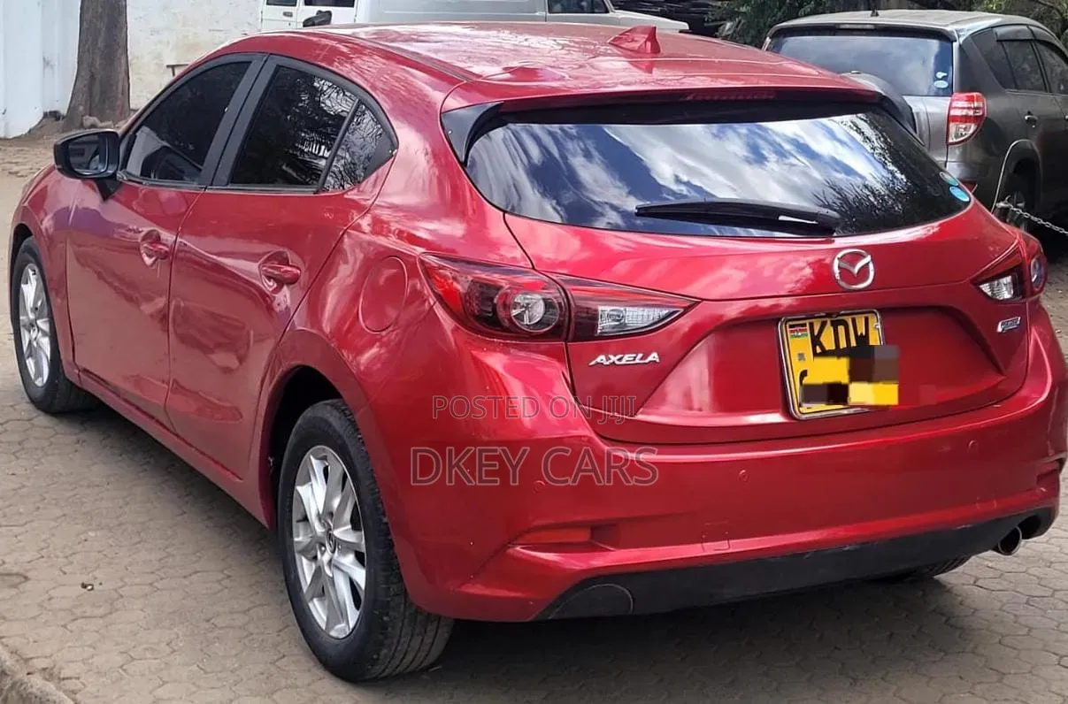 Mazda Axela 2018 Red