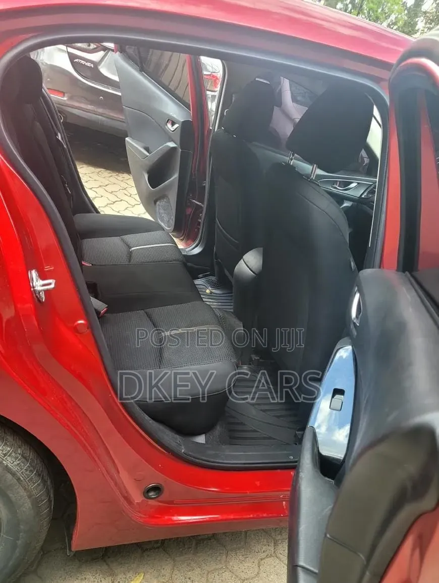 Mazda Axela 2018 Red