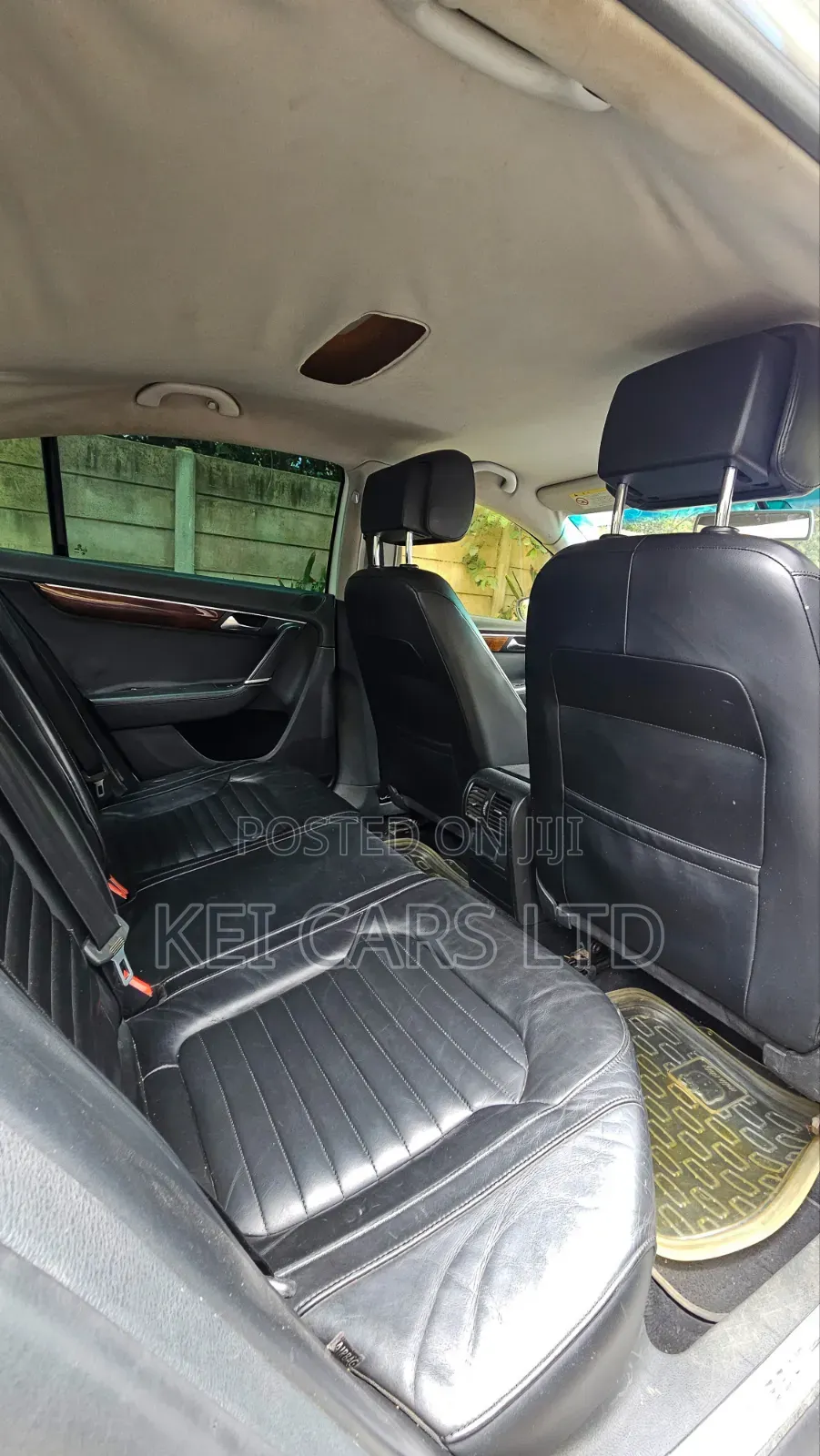 Volkswagen Passat 2011 White