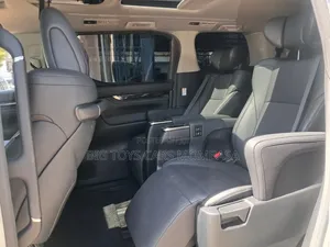 Toyota Alphard 2019 White