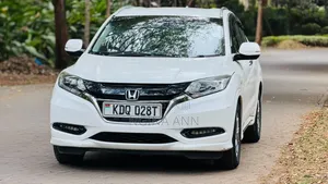 Honda Vezel 2017 White