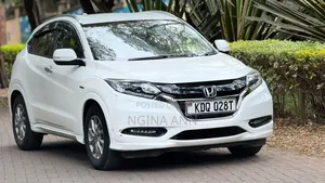 Honda Vezel 2017 White