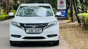 Honda Vezel 2017 White