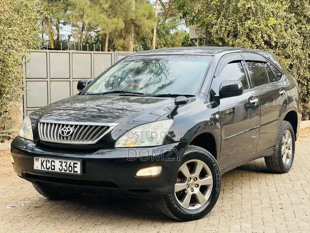 Toyota Harrier 240G 2009 Black
