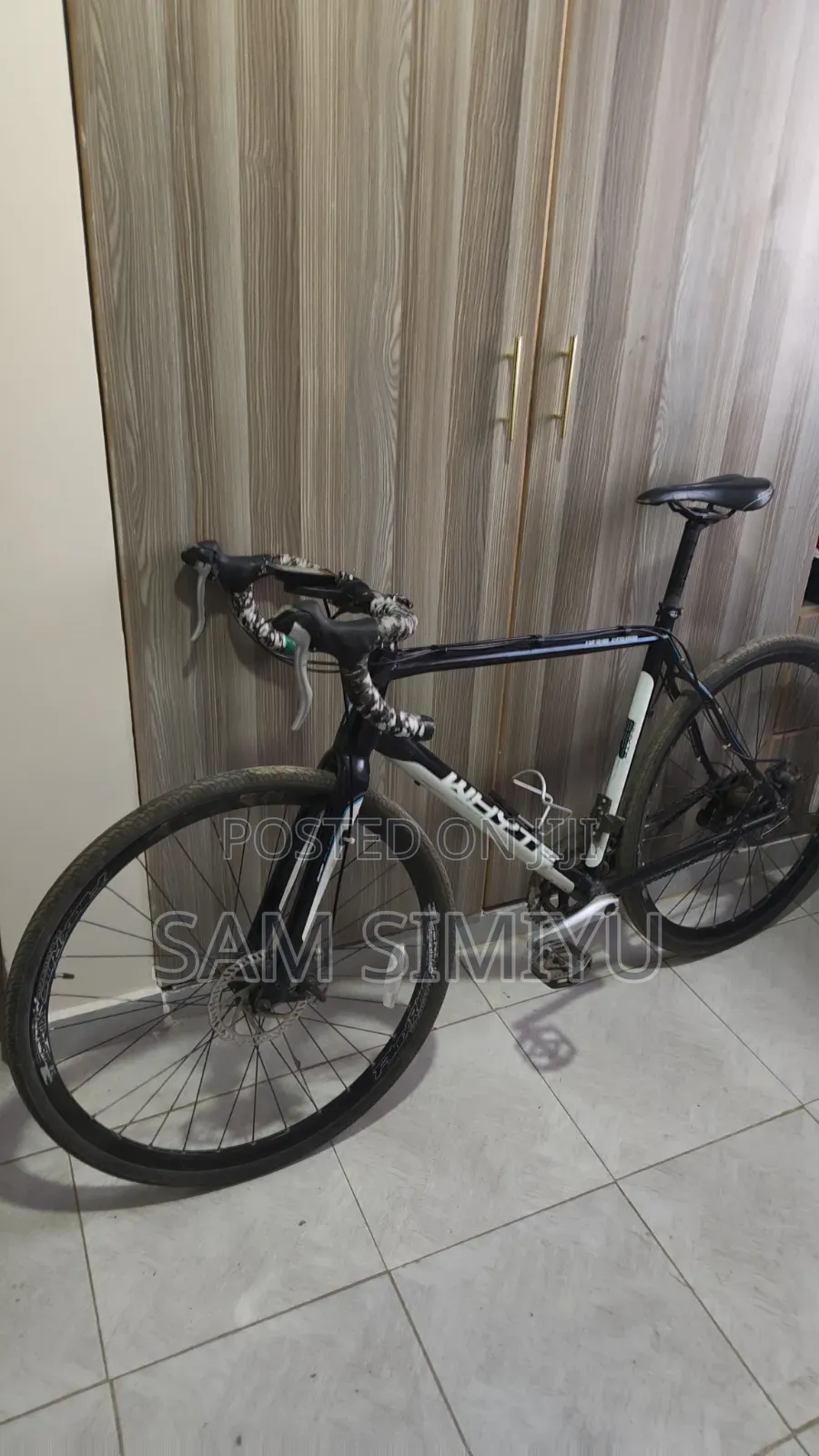 Gravel Bike