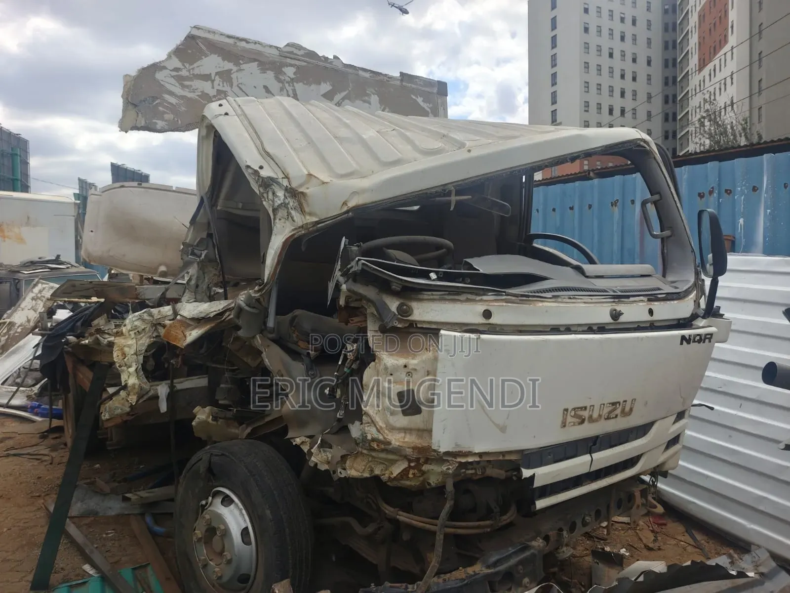 KDM Isuzu NQR in Repairable Conditions