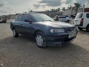 Nissan FB15 2003 Blue