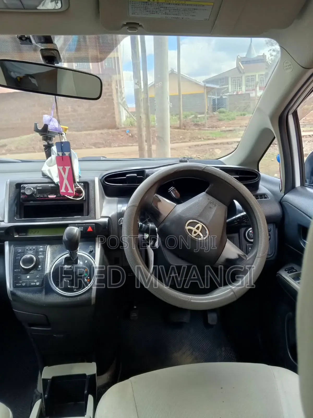 Toyota Wish 2010 Pearl