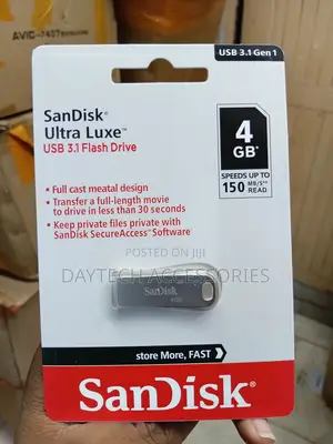 SanDisk Ultra Luxe USB 3.1 Flash Drive Labeled With a 4 GB Capacity.