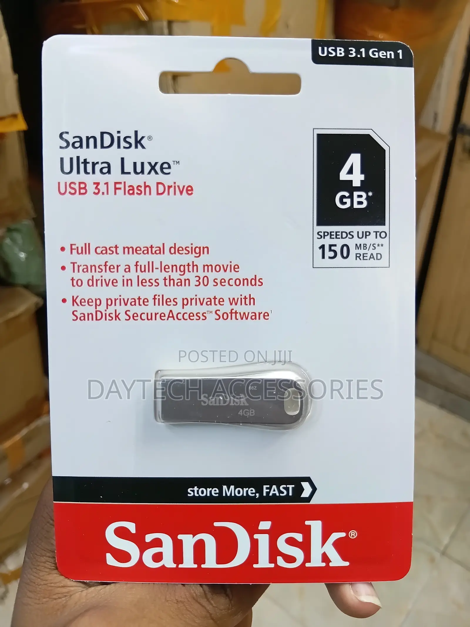 SanDisk Ultra Luxe USB 3.1 Flash Drive Labeled With a 4 GB Capacity.