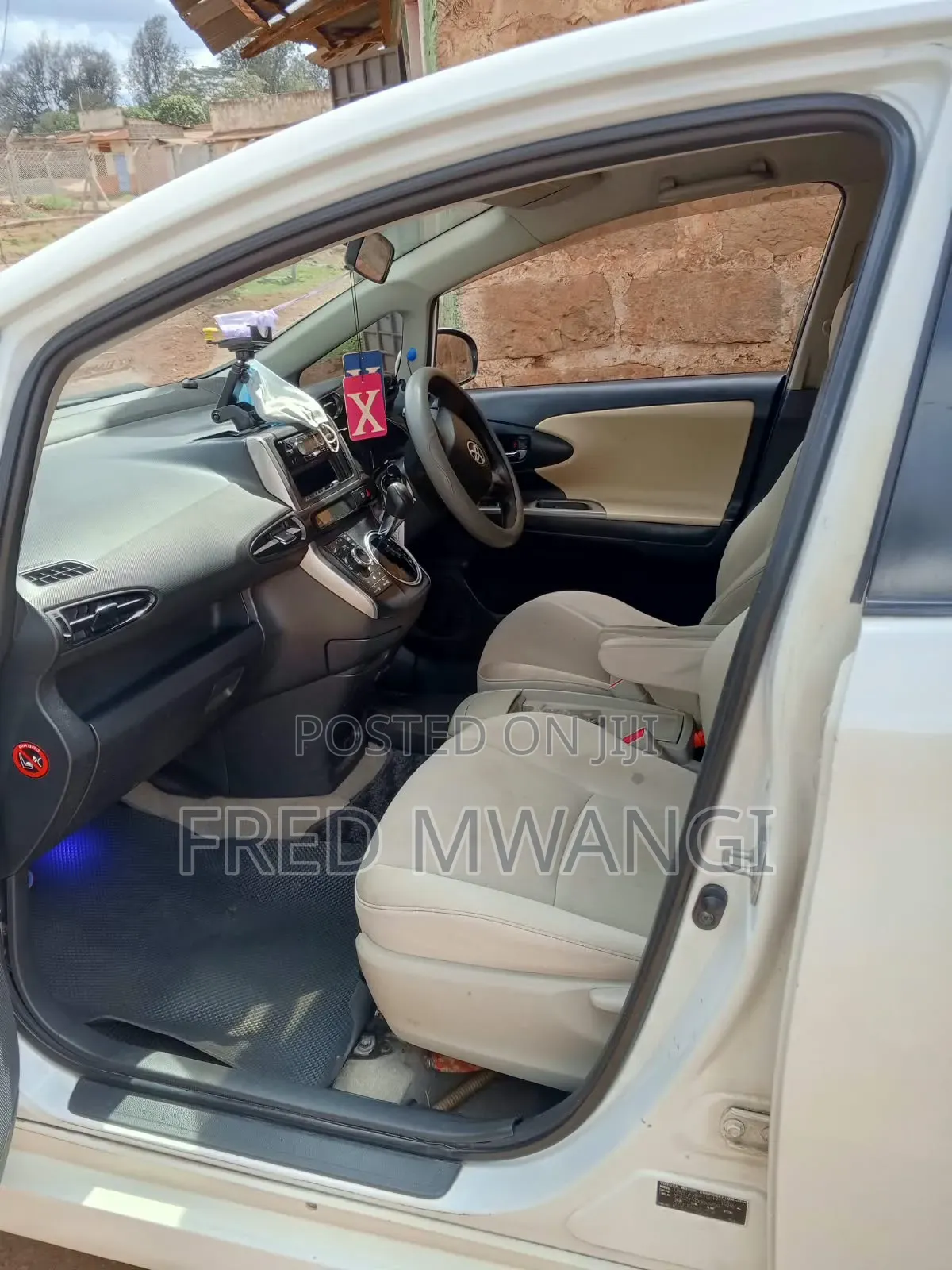 Toyota Wish 2010 Pearl