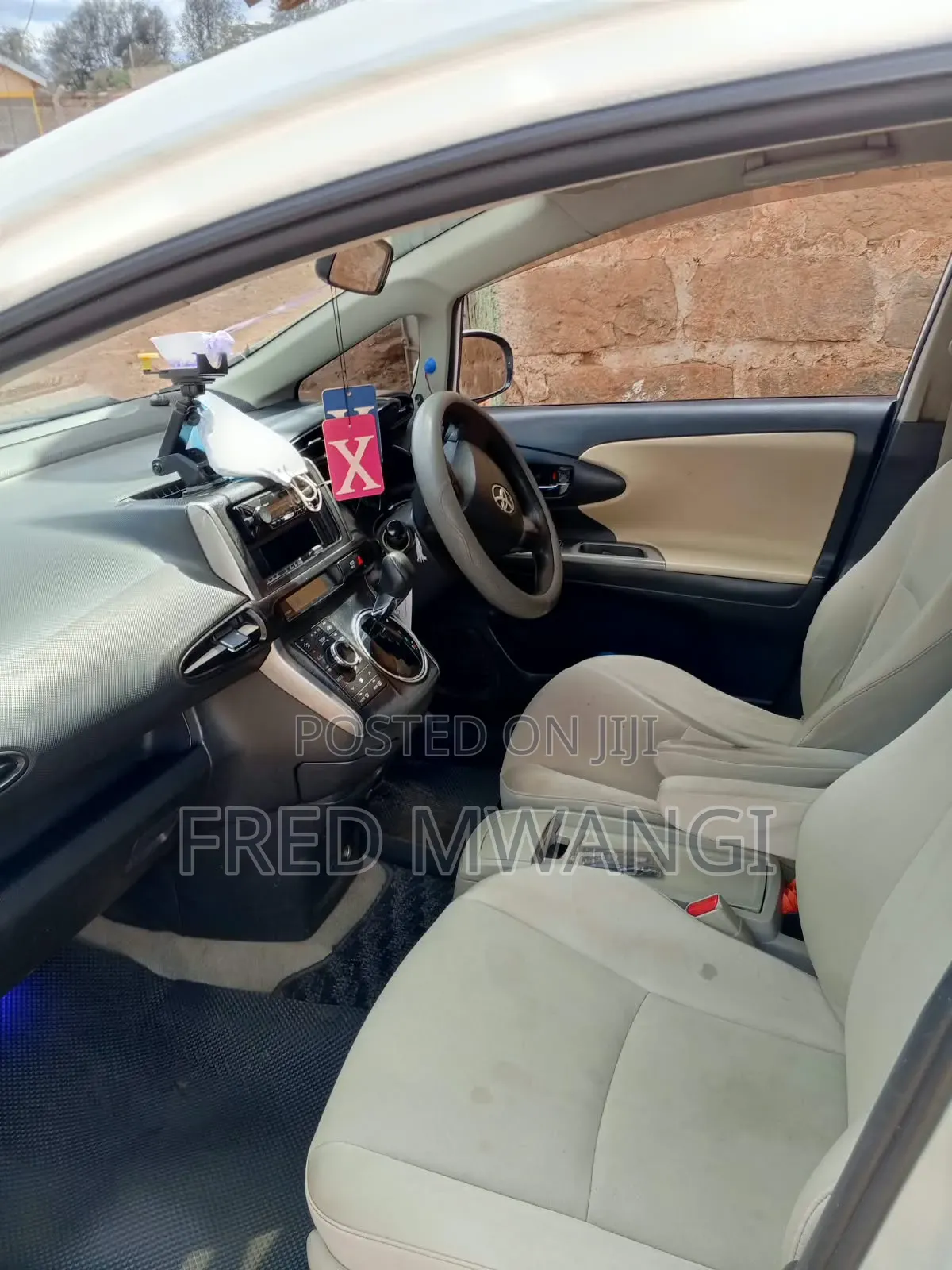 Toyota Wish 2010 Pearl