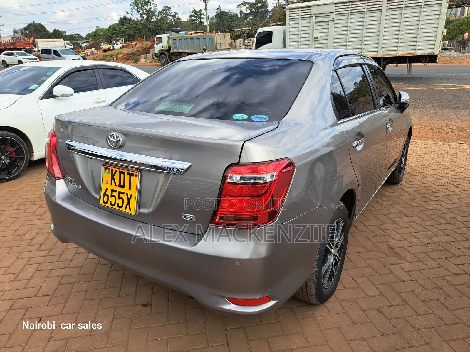 Toyota Axio 2019 Gold