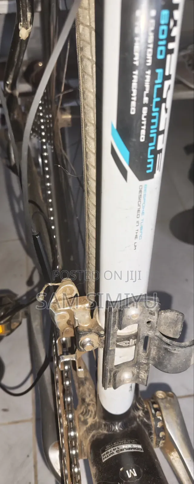 Gravel Bike