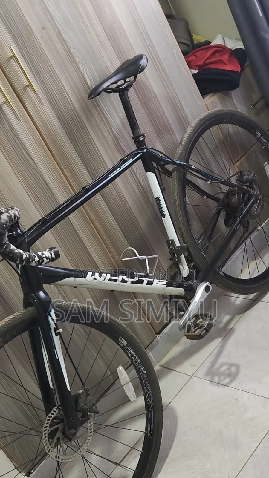 Gravel Bike