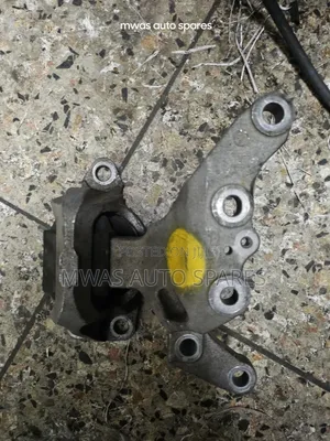 Nissan X-Trail T32 Engine Mounting