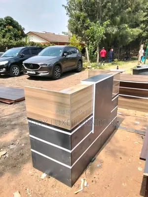 1.3m Receptione Desk