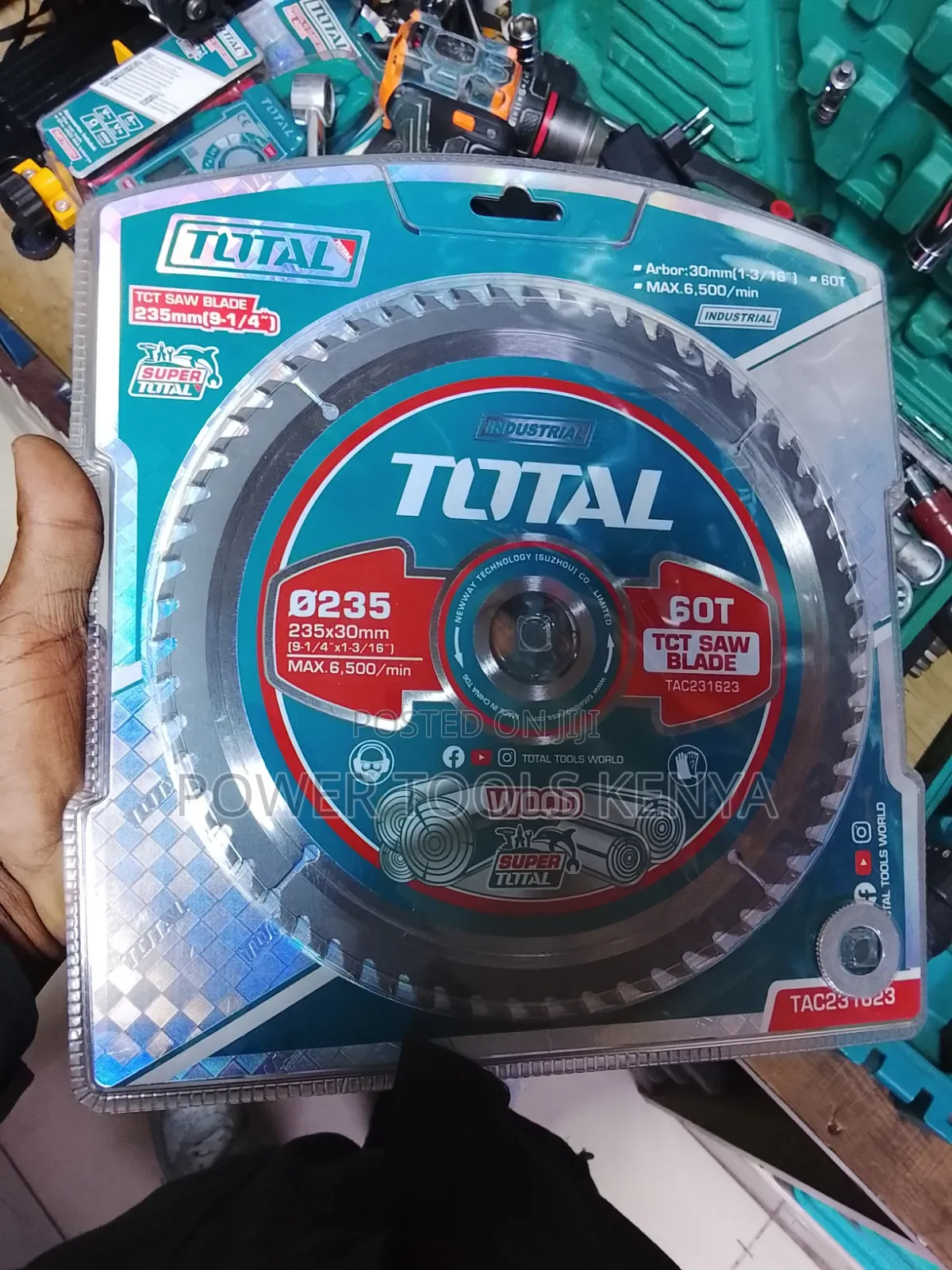 TCT Circular Saw Blade (60T) for Cutting Wood.