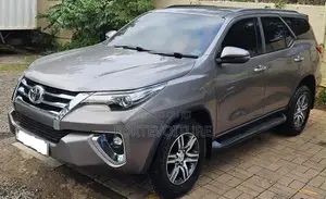 Toyota Fortuner 2018 Gray