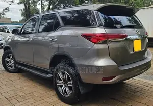 Toyota Fortuner 2018 Gray
