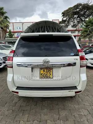 Toyota Land Cruiser Prado 2013 White