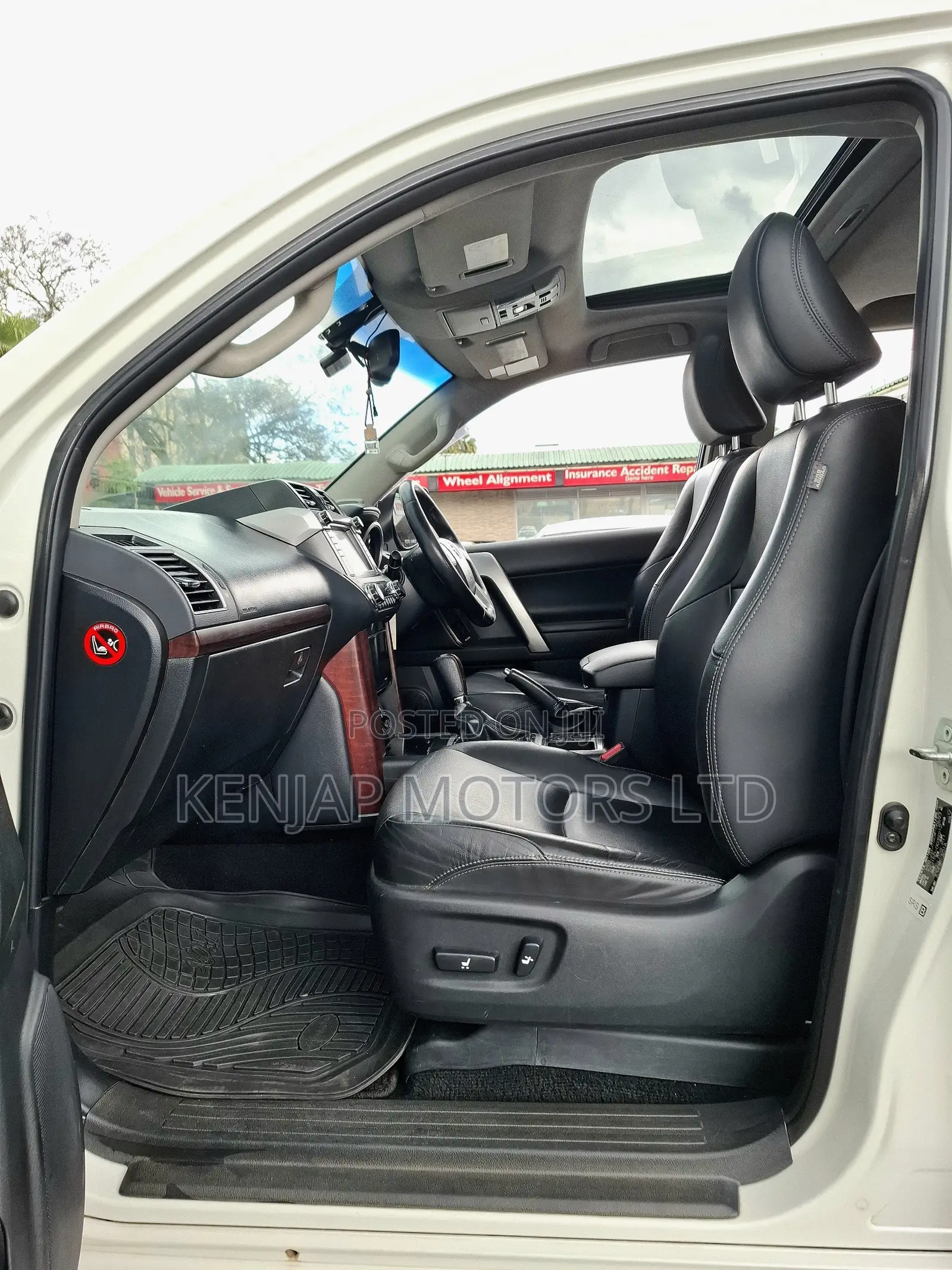 Toyota Land Cruiser Prado 2013 White