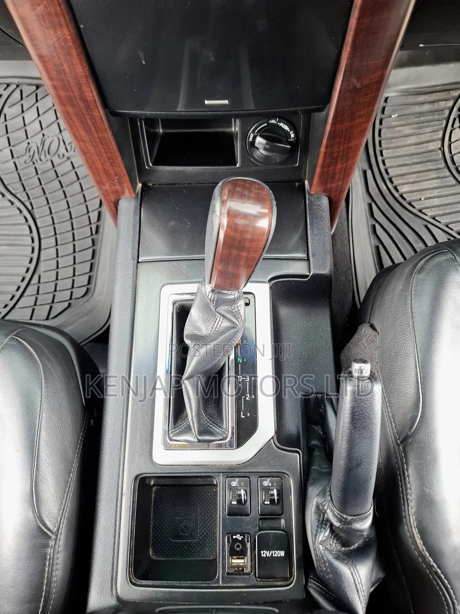 Toyota Land Cruiser Prado 2013 White