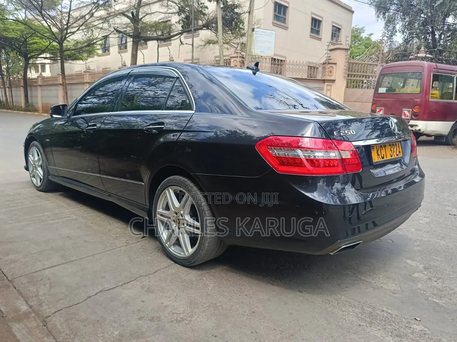 Mercedes-Benz E250 2011 Black