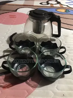 5 in 1 Tea Pot- 1L Teapot +4cups