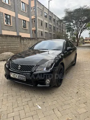Toyota Crown 2012 Black